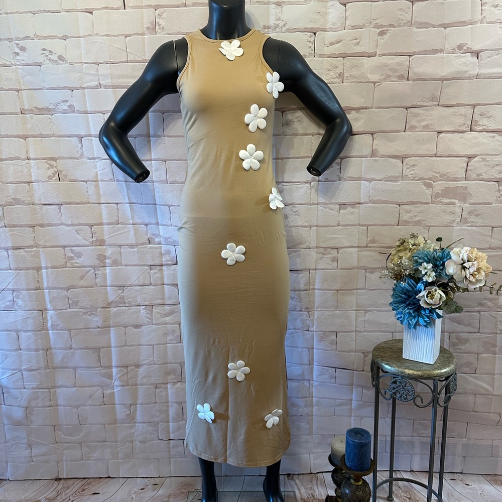 Sleeveless Tan Dress with White Flowers